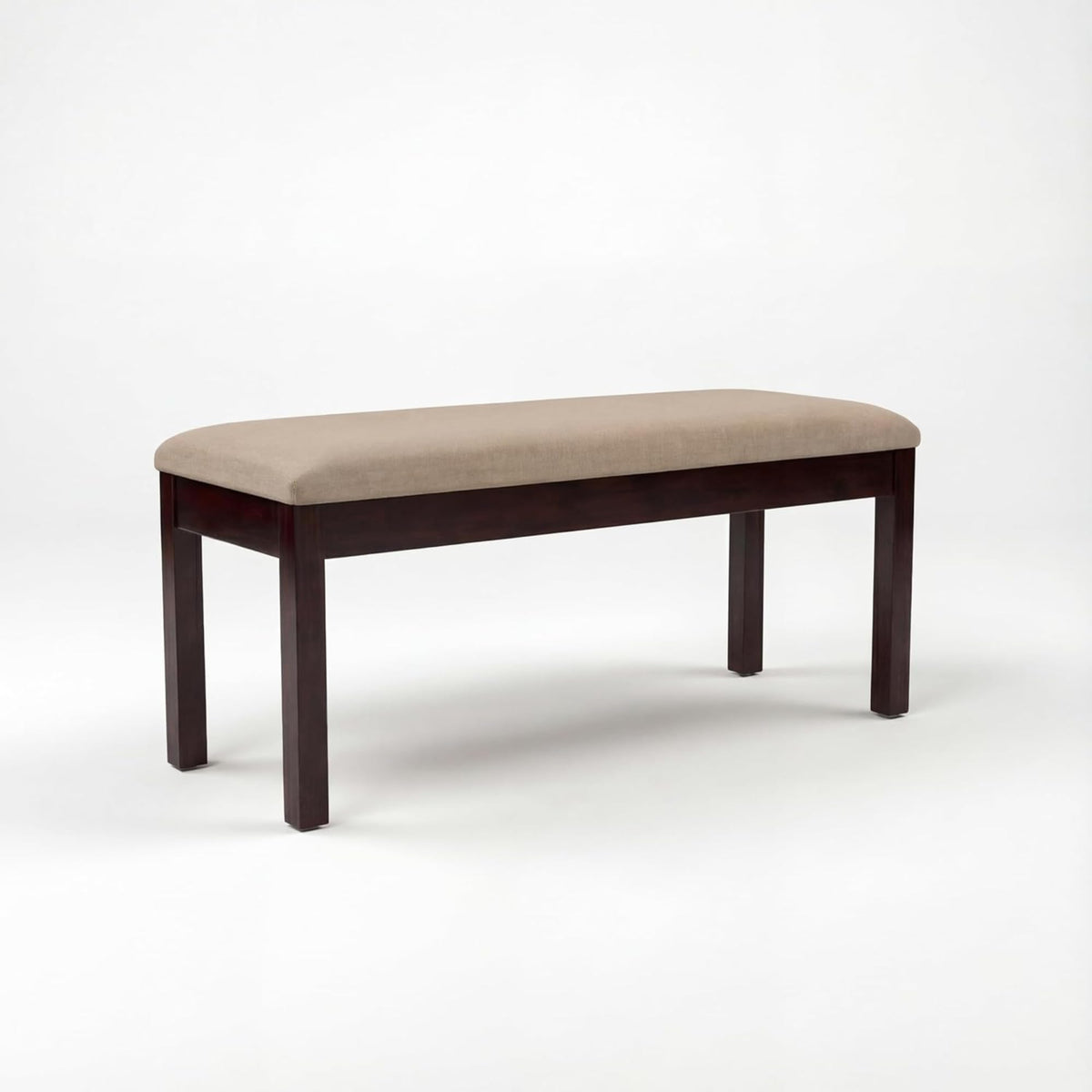 Poster Sheesham 4 Seater Dining Set + Bench - Walnut Finish Poster 6 Seater - close-up of the walnut finish and wood grain