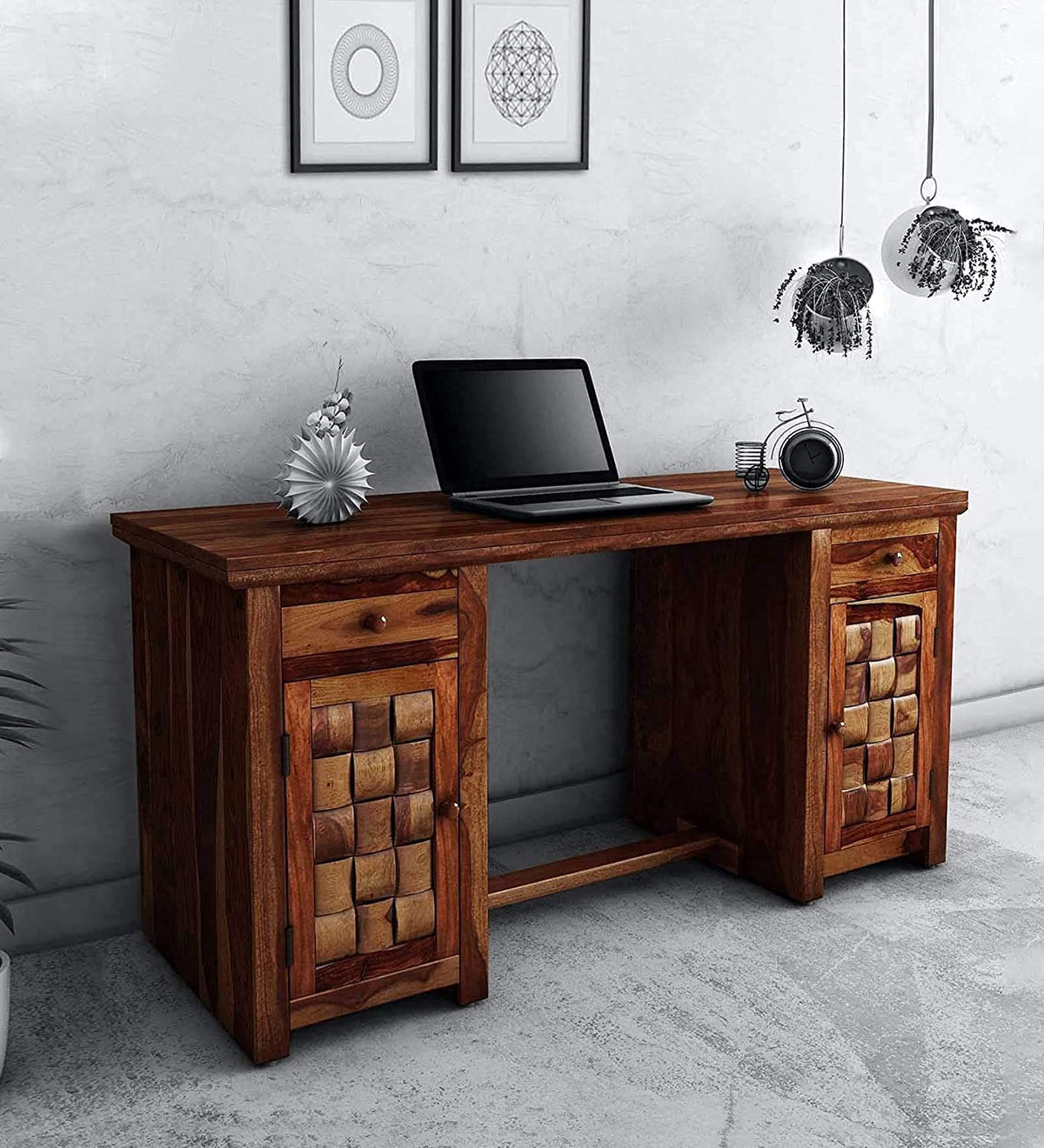 RK-ST-002 Solid Sheesham Wood Study Table - close-up of the natural finish and wood grain