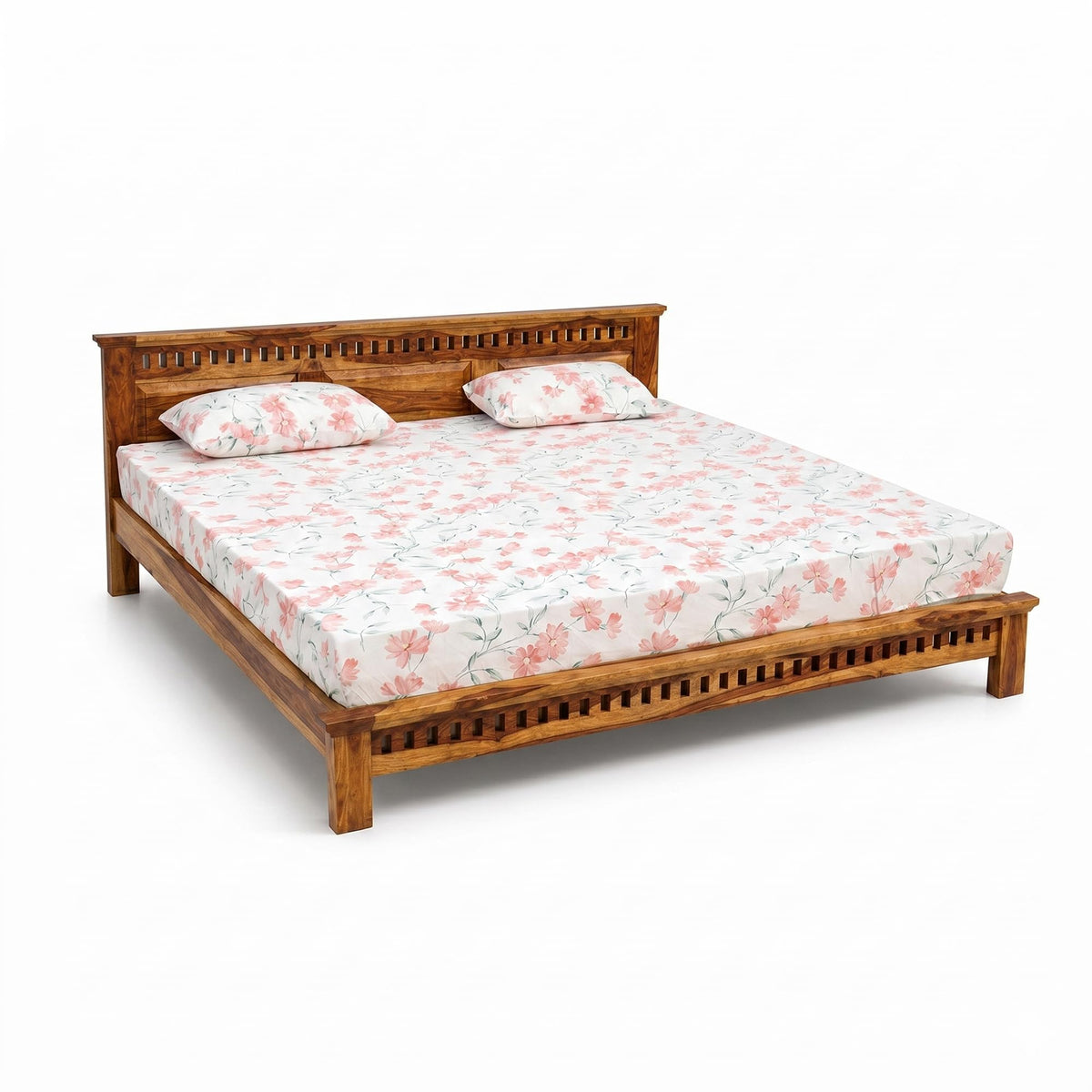 Kuber Platform bed Sheesham King Size Bed without Storage in natural finish - close-up of the natural finish and wood grain